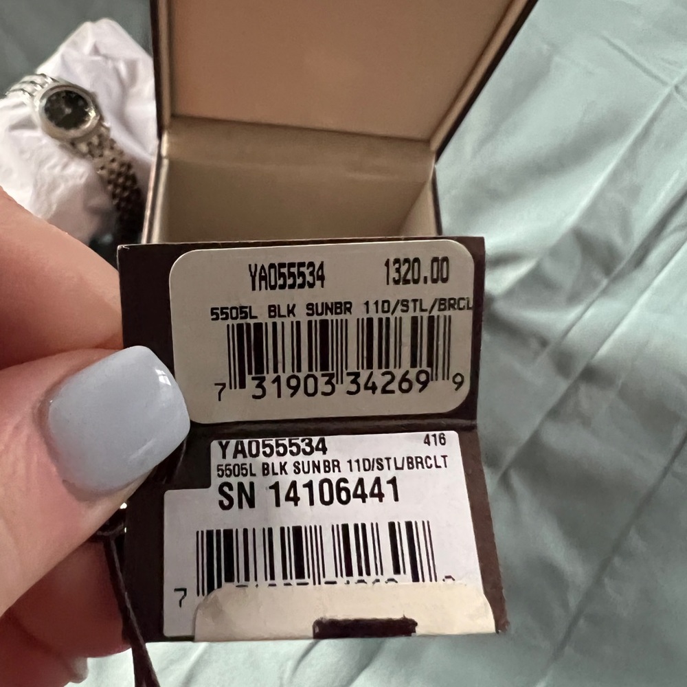 ⭐️ YEAR END SALE ⭐️ GUCCI DIAMOND WATCH - Picture 13 of 14
